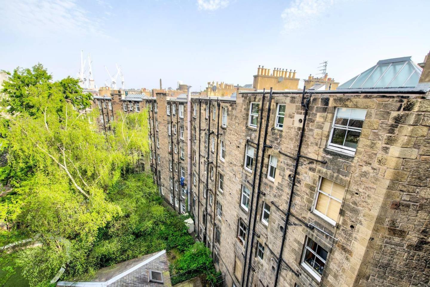 Guestready - Modern 2Br Home On The Royal Mile! Эдинбург Экстерьер фото