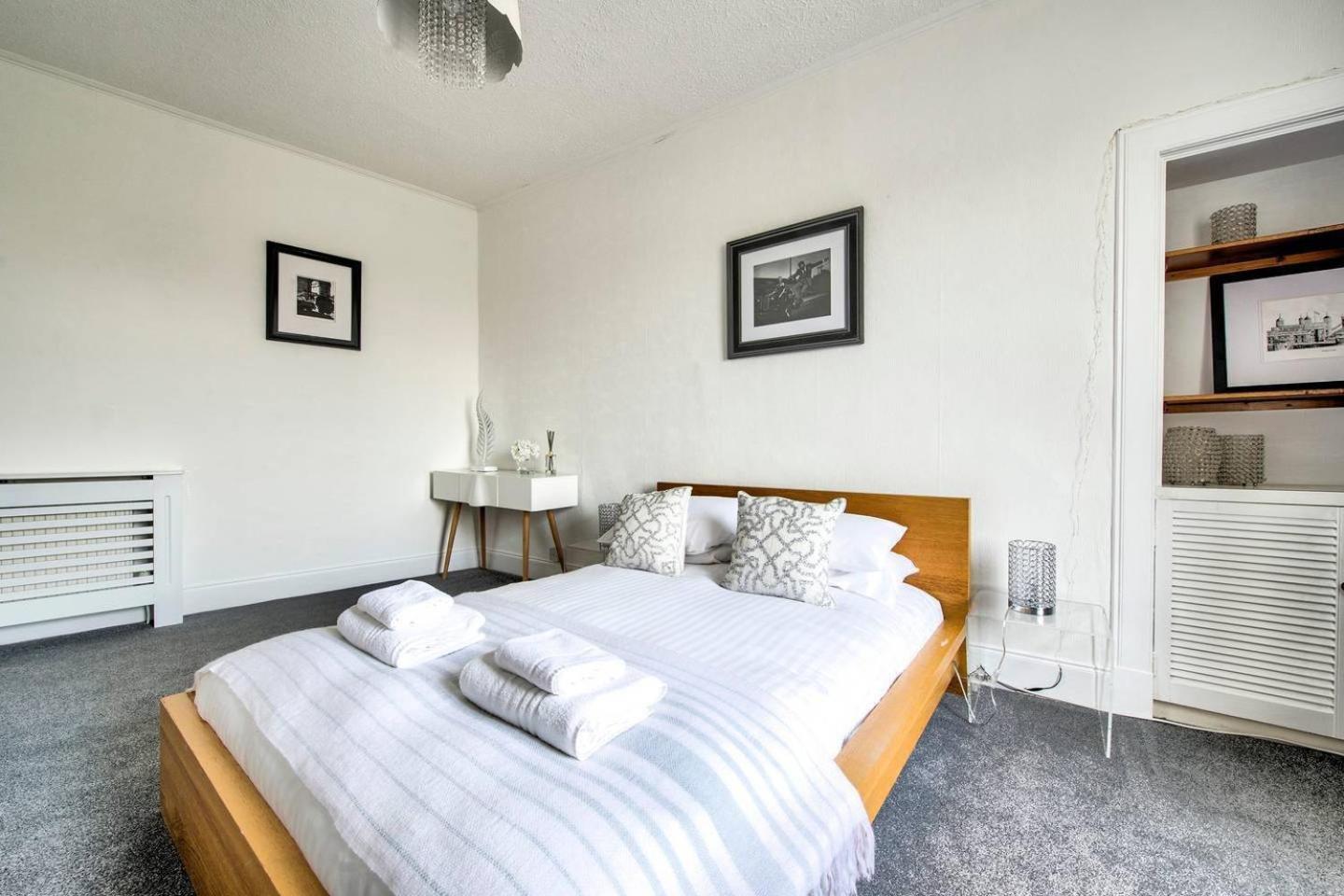 Guestready - Modern 2Br Home On The Royal Mile! Эдинбург Экстерьер фото